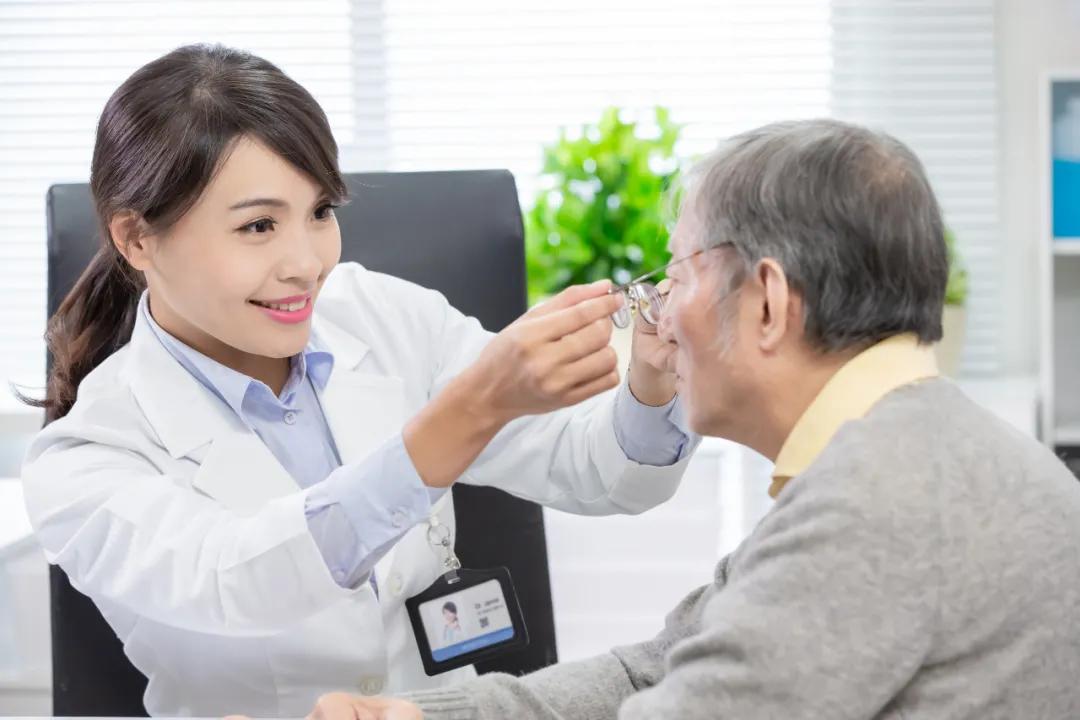 近視的人老了就不會老花嗎？